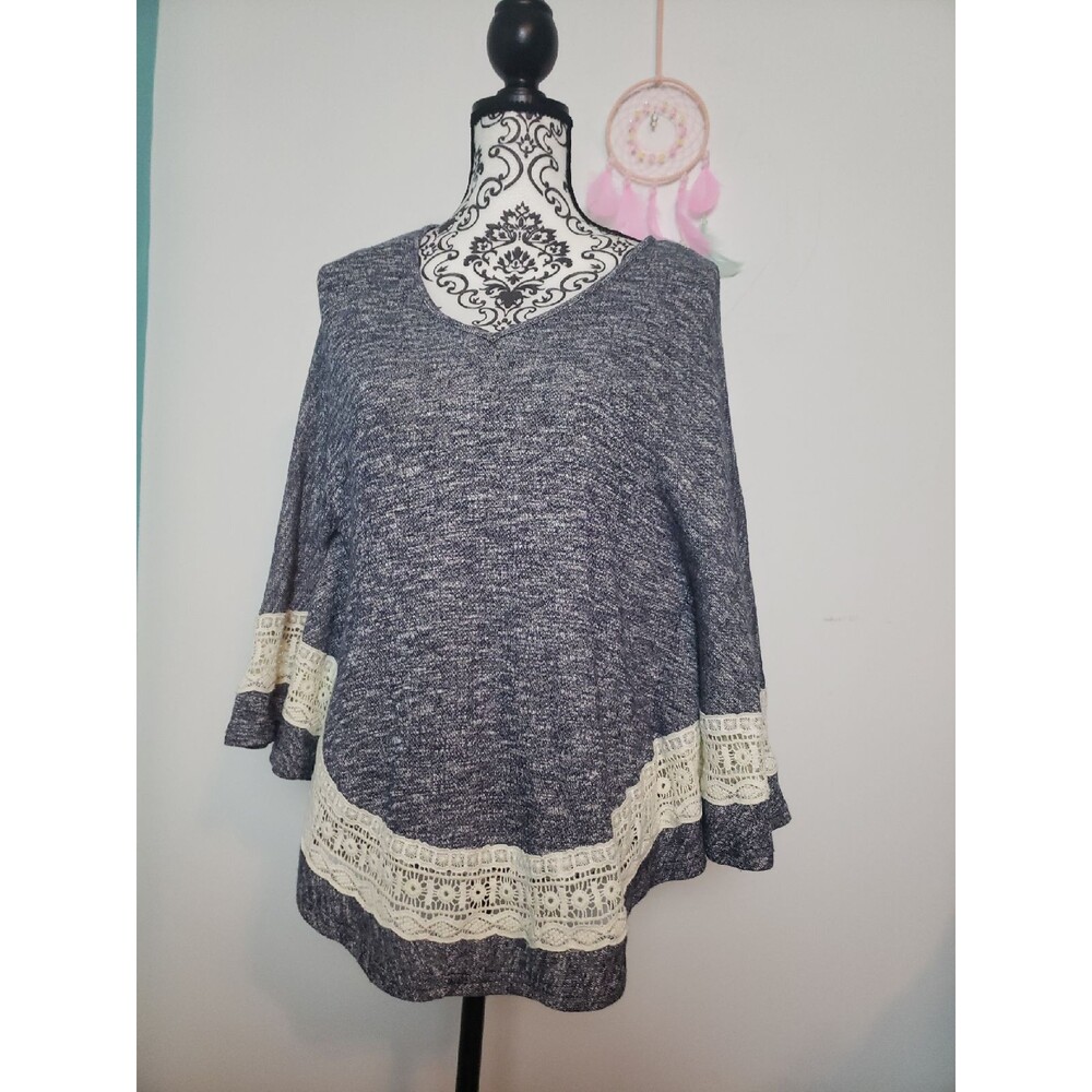 Altar'd State Marled Blue Poncho Crochet Lace Trim NWOT M